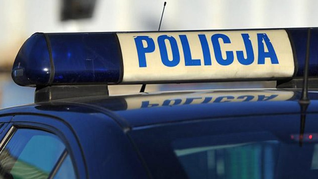 Trwa postępowanie dyscyplinarne w sprawie jednego z oficerów szczecińskiej policji, który - według anonimowego donosu - miał nieetycznie zachowywać się względem podwładnych i wykorzystywać samochód służbowy do celów prywatnych.