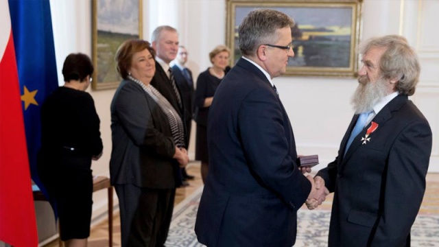 Podróżnik Roku - Aleksander Doba - został odznaczony Krzyżem Kawalerskim Orderu Odrodzenia Polski. Prezydent Bronisław Komorowski uhonorował kajakarza z Polic za osiągnięcia sportowe i działalność na rzecz rozwoju kajakarstwa.