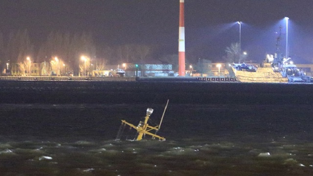 37-letni kapitan kierujący holownikiem, który zatonął w Świnoujściu był pijany. Miał prawie promil alkoholu w organizmie. Już usłyszał zarzuty.