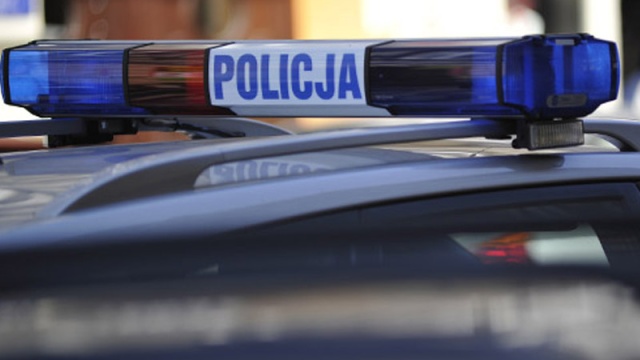 Pobity do nieprzytomności dwulatek trafił do szpitala we Włocławku. Lekarze powiadomili policję.