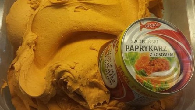 Lody o smaku paprykarza szczecińskiego - takich specjałów można było spróbować w jednej ze szczecińskich lodziarni w centrum miasta.