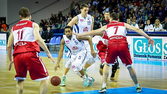 Trevor Releford nie jest już koszykarzem King Wilków Morskich. Amerykanin, który z powodu kontuzji jest wyłączony z gry do końca sezonu rozwiązał kontrakt ze szczecińskim klubem.