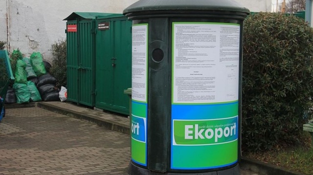 W szczecińskim ekoporcie przy ul. Leszczynowej twa zbiórka rzeczy dla potrzebujących. Tylko w styczniu w czasie akcji udało się zebrać pół tony ubrań, pościeli, zabawek, książek i naczyń.