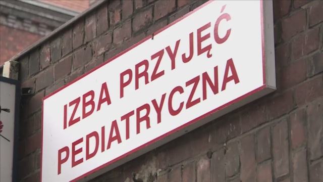 4,8 promila alkoholu we krwi miała nastolatka, która w sobotę trafiła do szpitala przy ulicy św. Wojciecha w Szczecinie. 17-latka wypiła duszkiem ponad pół litra wódki. Lekarzom ledwo udało się pacjentkę uratować.