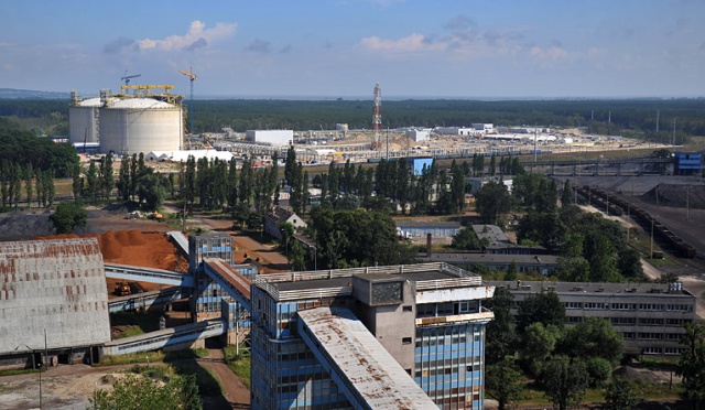Polskie LNG twierdzi, że nie grozi nam utrata dofinansowania z Unii Europejskiej na budowę terminalu gazu skroplonego w Świnoujściu.