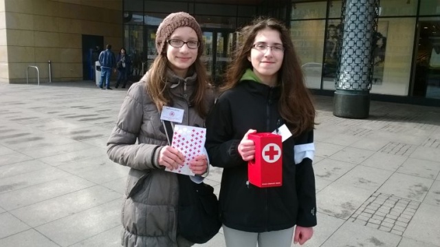 Na świąteczne paczki z żywnością będą zbierać w sobotę w Szczecinie wolontariusze Polskiego Czerwonego Krzyża. To akcja charytatywna Wielkanoc z PCK. Kwesta potrwa do godz. 14.