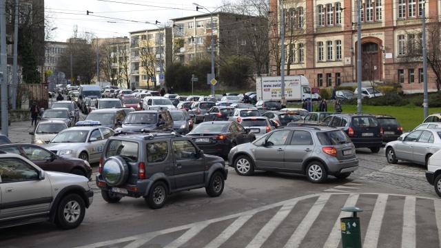 Korki i wielkie kłopoty kierowców w Szczecinie.
