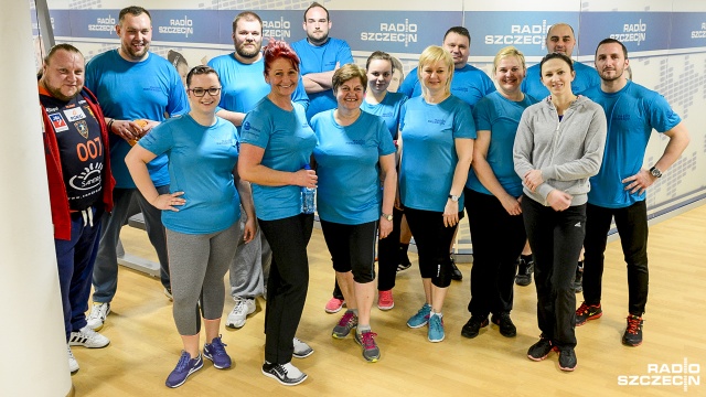 Po pierwszych badaniach i ważeniach uczestnicy programu OdNowa - wspólnej akcji Radia Szczecin i siłowni Eurofitness z Azoty Areny rozpoczęli treningi pod okiem trenera personalnego.