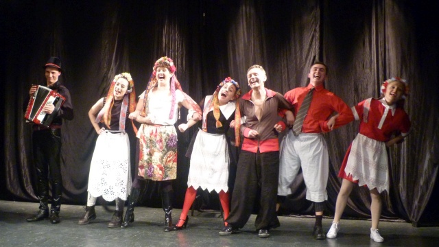 Kontrapunkt to festiwal na festiwale czyli prezentacja niezależnych teatrów na 50. Przeglądzie Teatrów Małych Form, którego oficjalne otwarcie nastąpi w najbliższy poniedziałek.
