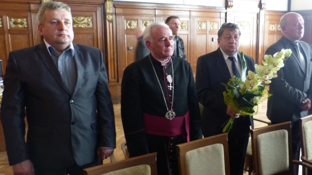 Działacze opozycji demokratycznej z czasów Polski Ludowej otrzymali w poniedziałek ordery przyznane przez prezydenta Rzeczpospolitej Polski.