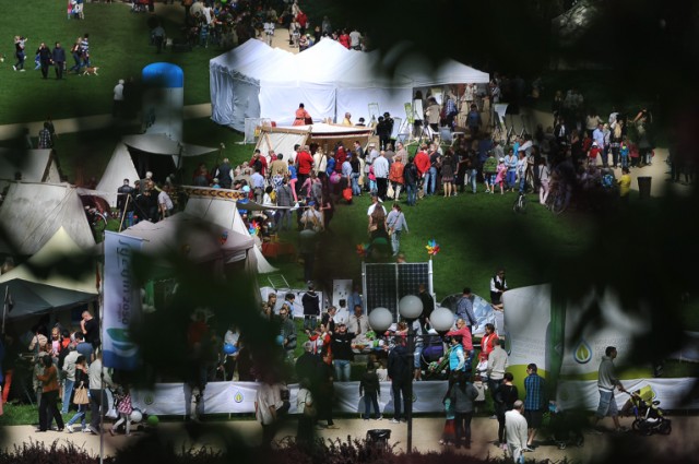Piknik rodzinny, pokazy sprzętu wojskowego, wyścigi samochodowe oraz zawody sportowe - to tylko niektóre atrakcje, które w niedzielę 3 maja czekają na mieszkańców Zachodniopomorskiego.