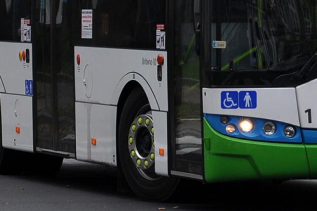 Autobusy nowej linii - numer 72 - od poniedziałku kursują w Szczecinie. Z kolei zmienioną trasą jadą autobusy linii 79.
