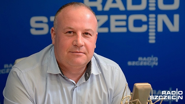 Zastępca prezydenta Szczecina z ramienia PiS nie jest kolejnym do dymisji, bo to dobry urzędnik - tak uważa miejski radny tej partii Artur Szałabawka.