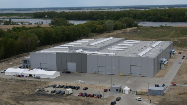 Największa na Pomorzu Zachodnim fabryka konstrukcji stalowych belgijskiej firmy Teleyard rozpoczęła produkcję. W czwartek otwarto jej nowy zakład na szczecińskim Skolwinie.