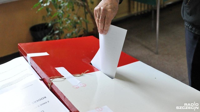 W niedzielę wybieramy Prezydenta RP. Lokale wyborcze zostały otwarte o 7. Będą czynne do godziny 21.