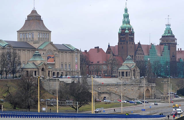 Ulice Jana z Kolna w Szczecinie, a także Komandorska i Admiralska już przejezdne. Organizatorzy weekendowego Pikniku nad Odrą zdjęli bariery blokujące ruch.