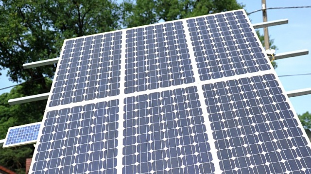 Niemcy chcą wydzierżawić teren pod farmę fotowoltaiczną za 100 mln złotych.