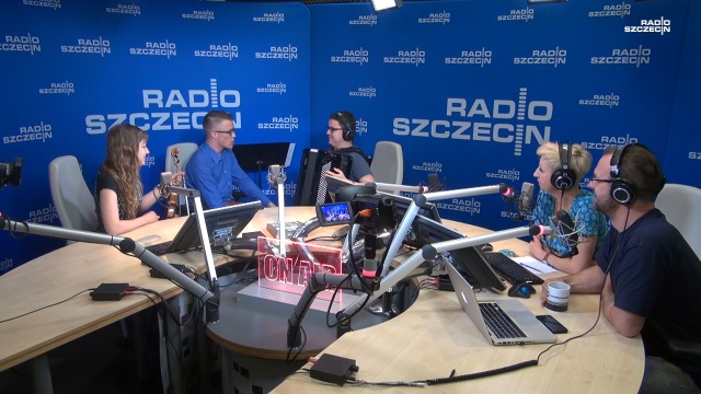 Nagrodzony na międzynarodowym konkursie we Francji zespół w Radiu Szczecin. Studenci Akademii Sztuki w Szczecinie odwiedzili nasze studio i chwalili się swoim sukcesem.