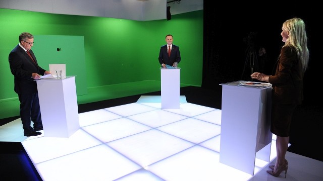 Czwartkowa debata prezydencka pomiędzy Andrzejem Dudą i Bronisławem Komorowskim pełna była wzajemnych oskarżeń i ataków. Kandydaci nie poprzestawali jedynie na odpowiedziach na zadane pytania. Starali się wyprowadzić swojego konkurenta z równowagi.