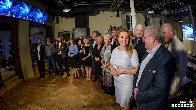 Porażka Bronisława Komorowskiego nie tylko zaskoczyła, ale też zabolała lokalnych polityków Platformy Obywatelskiej.