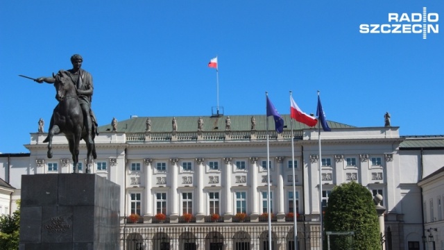 Pierwszą inicjatywą Andrzeja Dudy jako prezydenta powinno być obniżenie wieku emerytalnego - takie jest zdanie dr. Zbigniewa Zychowicza z Instytutu Rozwoju Regionalnego w Szczecinie.
