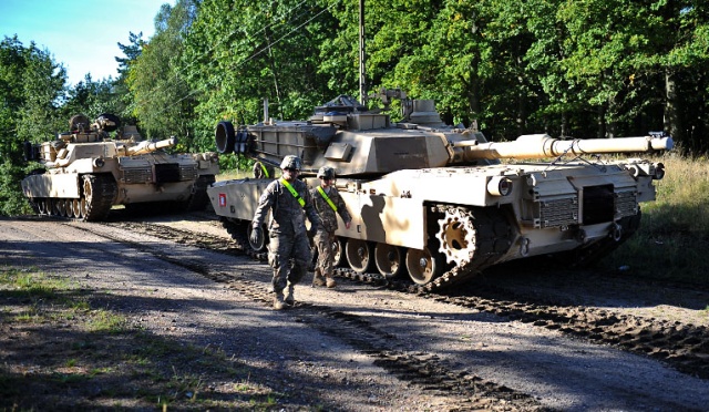 Francuskie i amerykańskie czołgi, haubice i dwa tysiące żołnierzy - to manewry Puma 15, które rozpoczęły się w Drawsku Pomorskim. Wojskowi przećwiczą między innymi obronę polskich granic.