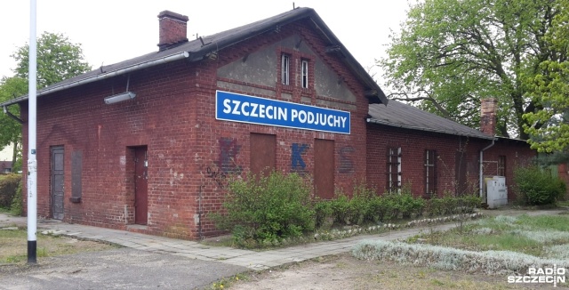 Znamy trzy warianty budowy Szczecińskiej Kolei Metropolitalnej. Studium wykonalności dla tej inwestycji jest gotowe. W zależności od zasięgu projektowanej SKM-ki miałaby ona kosztować od 590 do nawet 780 mln złotych.