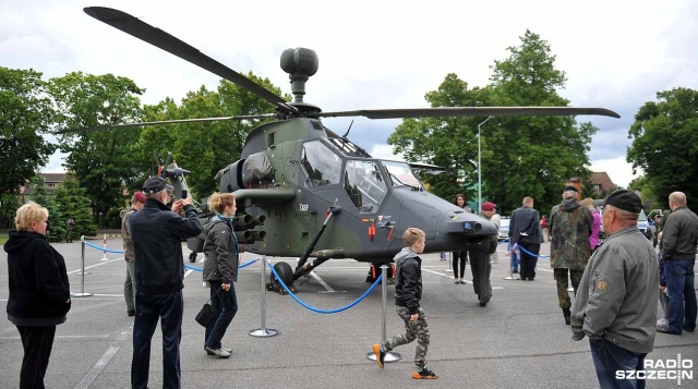 Śmigłowce, wozy bojowe oraz czołg Leopard a do tego dmuchany zamek dla najmłodszych. W sobotę szczecińskich Koszarach Bałtyckich zaplanowano dzień otwarty.