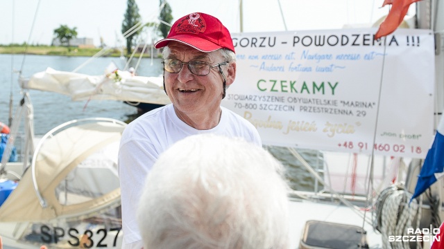 Szczeciński żeglarz Grzegorz Węgrzyn rozpoczął podróż dookoła świata. Wypłynął w sobotę z Wałów Chrobrego.