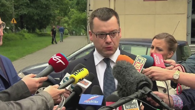 Warszawska Prokuratura Okręgowa wszczęła śledztwo w sprawie opublikowania akt ze sprawy tzw. afery podsłuchowej. Postępowanie nie dotyczy jednak samego wycieku informacji, a upublicznienia akt na jednym z portali społecznościowych.