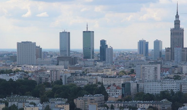 Szejkowie z Emiratów chcą zbudować miejską dzielnicę za miliardy złotych - informuje Puls Biznesu. Chcą zrealizować inwestycję właśnie w Polsce.