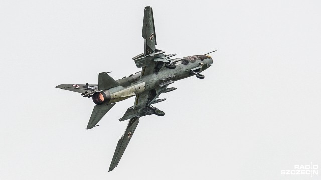 Łopot wirników helikopterów i huk odrzutowych silników bojowych samolotów w czasie pokazów - tak jest na Pikniku Lotniczym w Świdwinie.
