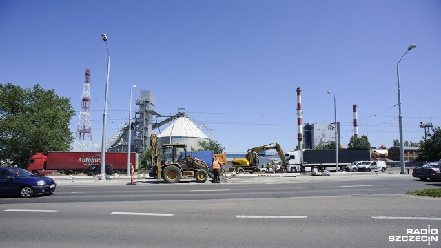 Kolejny poślizg jednej z najważniejszych miejskich inwestycji w Szczecinie. 30 czerwca spółka Tramwaje Szczecińskie powinna zacząć odbiory techniczne nowego torowiska na ulicy Gdańskiej, ale tak się nie stało.