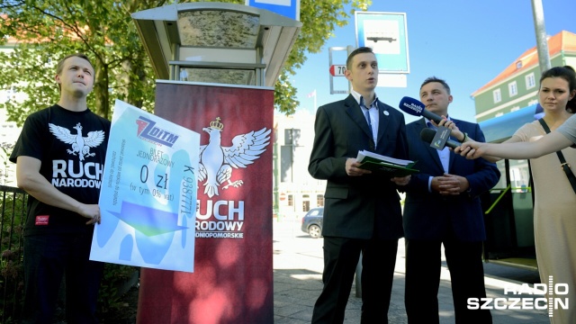Dzieci do 13. roku życia powinny za darmo jeździć autobusami i tramwajami - taki pomysł mają Narodowcy ze Szczecina.