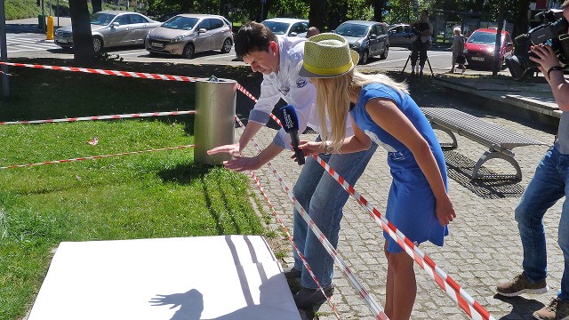 Przeszczep skóry nie jest konieczny - tak zdecydowali lekarze, którzy we wtorek badali półtoraroczną Zuzię.