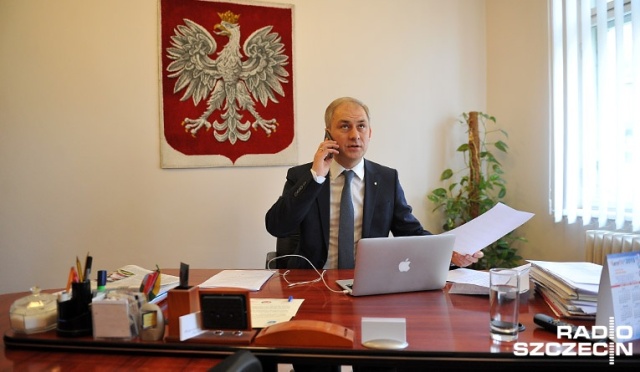 Biało-Czerwoni układają listy wyborcze. Członkowie nowej partii Grzegorza Napieralskiego i Andrzeja Rozenka mają już ustalone jedynki na listach w poszczególnych regionach - informuje Rzeczpospolita.