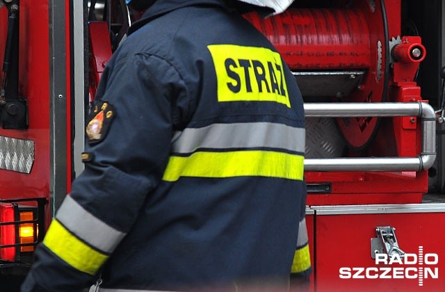 Propan - butan ulatnia się na stacji w miejscowości Krzywopłoty, w gminie Białogard. Służby ewakuowały 30 gości z pobliskiej restauracji. Do zdarzenia doszło w miejscowości Krzywopłoty w gminie Białogard.
