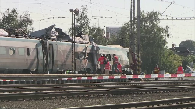 Polski kierowca tira, który uderzył w pędzący pociąg Pendolino jest podejrzany o stworzenie zagrożenia dla bezpieczeństwa publicznego - informuje czeską agencję CTK rzeczniczka tamtejszej policji, Gabriela Holczakova.