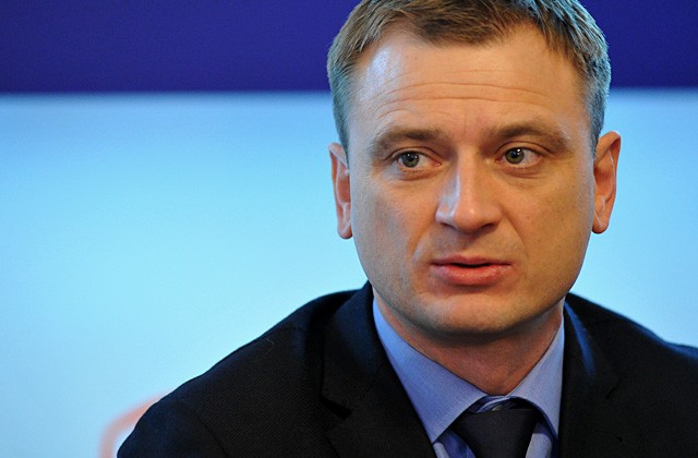 Sławomir Nitras otrzymał rekomendację na listę do Sejmu z Kamienia Pomorskiego. Doradca premier Ewy Kopacz wcześniej nie uzyskał poparcia w Szczecinie, gdzie przez dziesięć lat był szefem miejskich struktur, przed Olgierdem Geblewiczem.