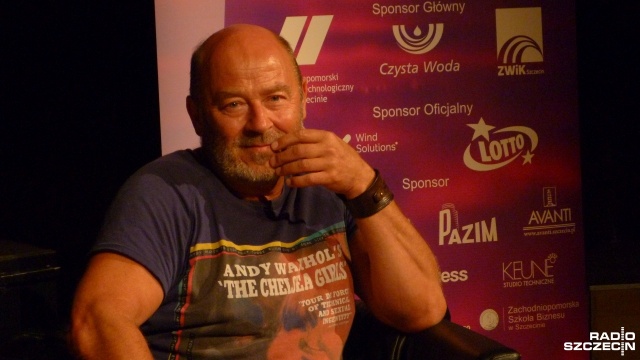 Jan Jakub Kolski - znany polski reżyser, autor takich filmów jak Jańcio Wodnik, Historia kina w Popielawach czy Pornograf - jest gościem Dąbskich Wieczorów Filmowych.