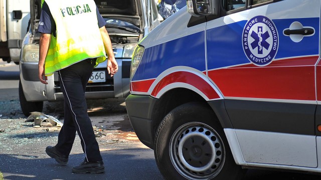 Dwie osoby zginęły, a 16 zostało rannych - to bilans minionego weekendu na zachodniopomorskich drogach. Najpoważniejsze wypadki miały miejsce w niedzielę.