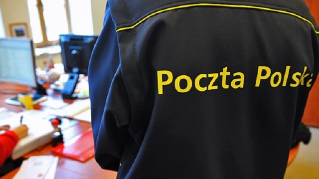 Poczta Polska nadaje coraz więcej paczek. Największy operator w pierwszym półroczu wysłał ich o jedną piątą więcej niż rok wcześniej - sprawdziło Polskie Radio.