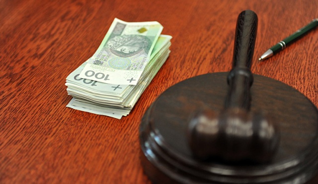 Krajowa Rada Komornicza ostrzega przed nową metodą oszustów na komornika - pisze o tym Dziennik Gazeta Prawna.