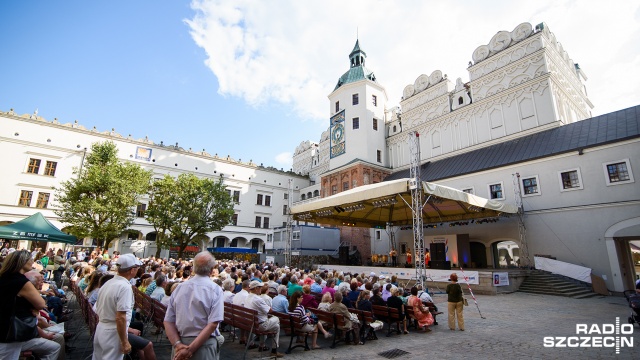 Kozacka kuchnia, kiermasz rzemiosła i muzyka ze Wschodu pojawiły się na szczecińskim Zamku Książąt Pomorskich.