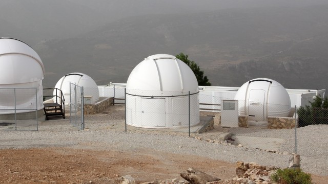 Szczecińscy miłośnicy astronomii czekają do czwartku na chętnych do zrzutki na zdalnie sterowany teleskop w Nerpio. Pozwala on oglądać niebo nad Hiszpanią bez wychodzenia z domu.
