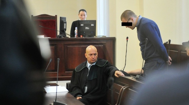 Kolejny proces pijanego kierowcy z Kamienia Pomorskiego ma we wtorek rozpocząć się przed Sądem Okręgowym w Szczecinie. Wiadomo, że wyrok nie zapadnie, bo sędzia wyznaczył terminy kilku następnych rozpraw.