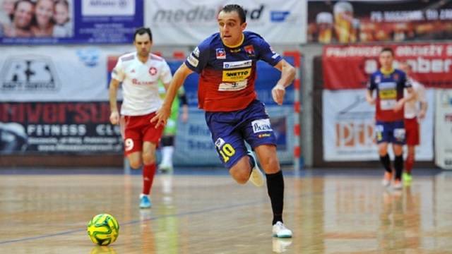 Kapitan Pogoni 04 Szczecin Michał Kubik został powołany do reprezentacji Polski w futsalu na zgrupowanie w Jelczu-Laskowicach.