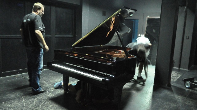 Goleniowski Dom Kultury ma nowy, wysokiej klasy fortepian. Instrument marki Yamaha kosztował 134 tysiące złotych.