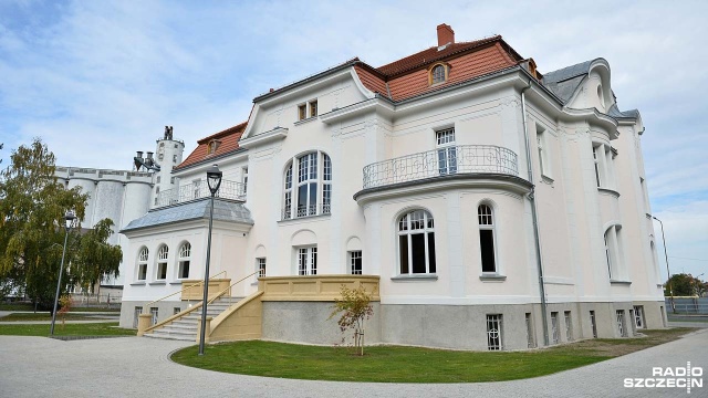 Jest stary, ale już tego nie widać. Młodzieżowy Dom Kultury w Stargardzie po latach doczekał się remontu. Pracownicy i użytkownicy - czyli dzieci i młodzież - mówią, że to prezent na 65. urodziny MDK.