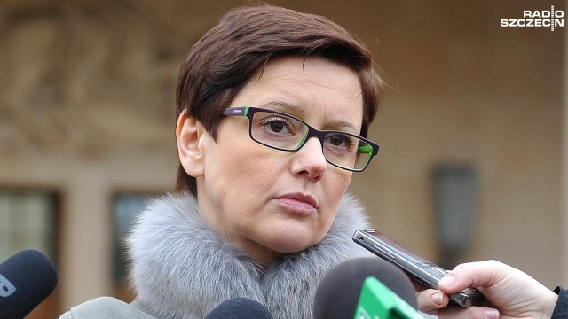 Dwie z 12 podejrzanych osób przyznały się do winy. Chodzi o zatrzymanych we wtorek rolników i byłego pracownika Agencji Nieruchomości Rolnych w Szczecinie. Prokuratura postawiła mężczyznom zarzuty udziału w zorganizowanej grupie przestępczej i kierowania nią.